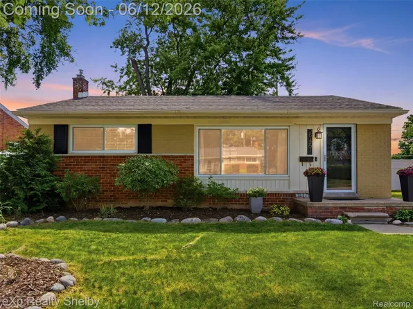 29451 Mark Ave, Madison Heights, MI 48071