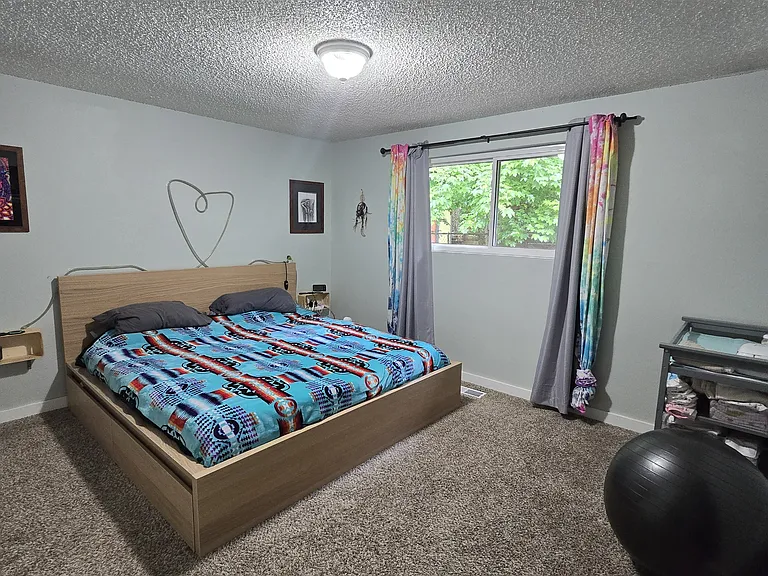 3629 Surrey Dr NE — Photo 12