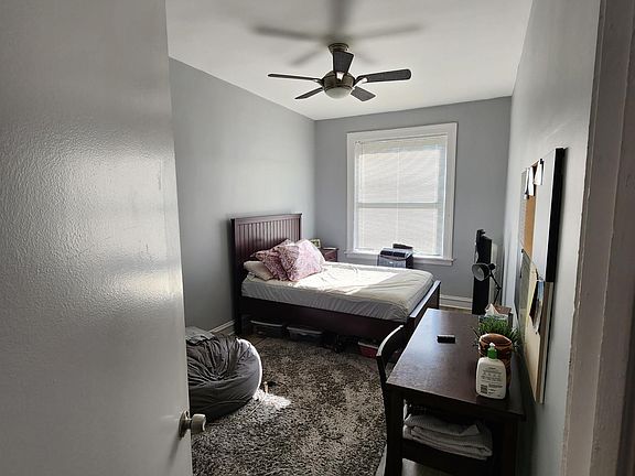 4th image of 7051 S Bennett Ave #307
