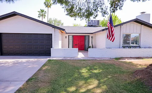 1905 E Pegasus Dr Photo 1