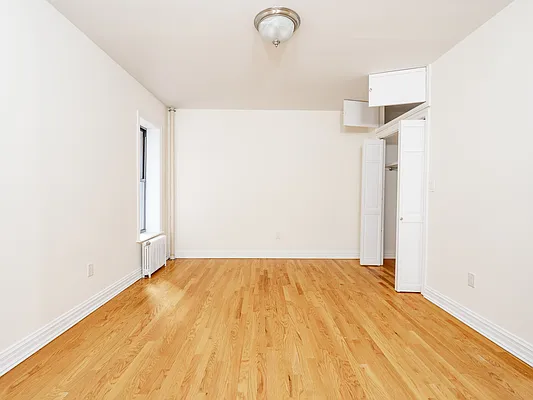 Rented by City Connections Realty | media 29