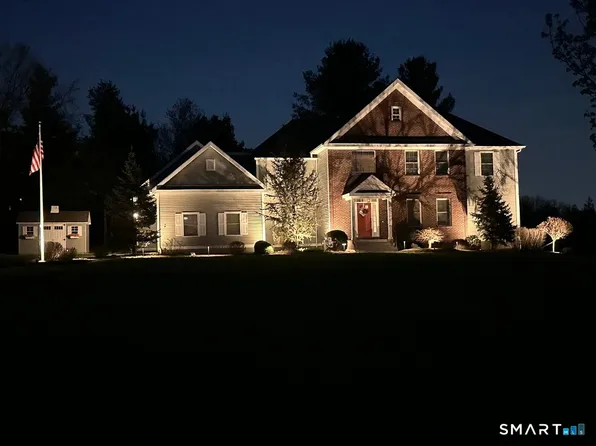 2 Gatehouse Road, Granby, CT 06035