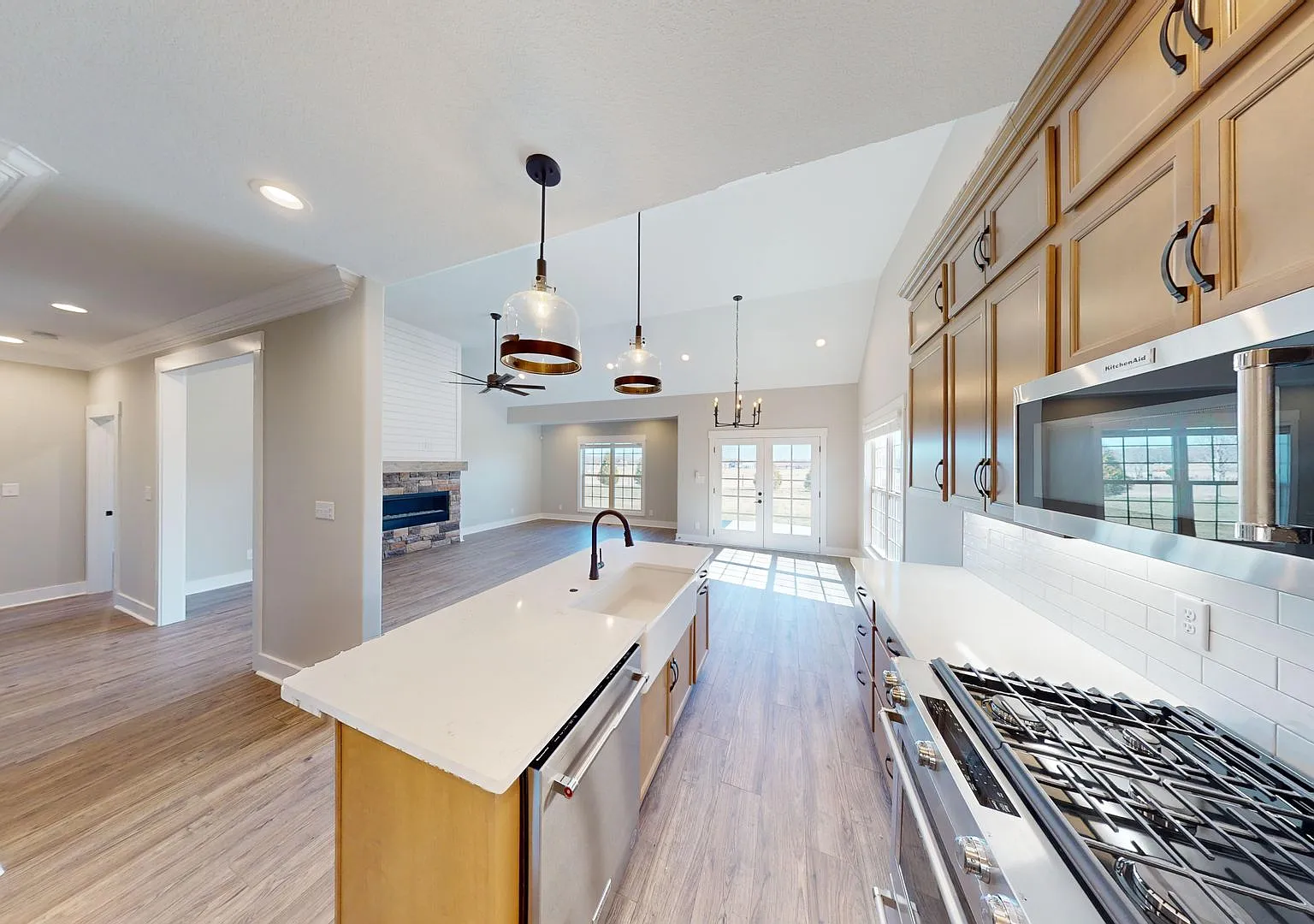 1061 Veridian Drive — Photo 4