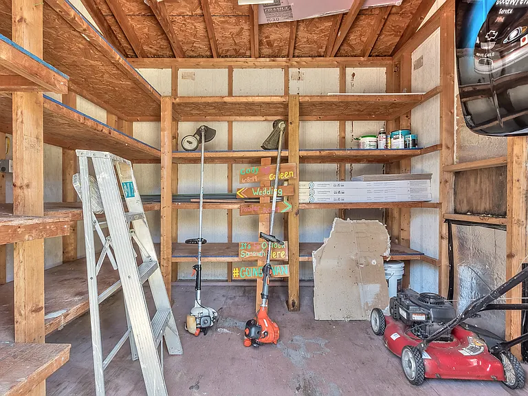 108 Magnolia Ave — Photo 14