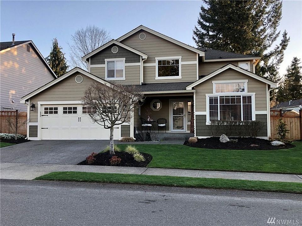 1st image of 8920 181st St E