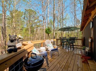 296 10th St, Ellijay, GA 30540