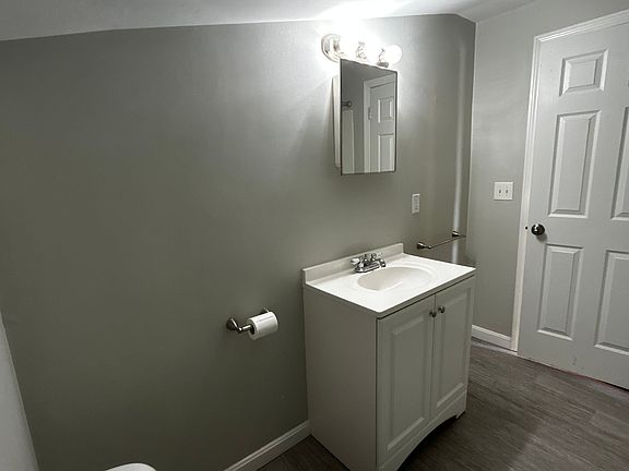 4th image of 248 Broadway St Unit 7