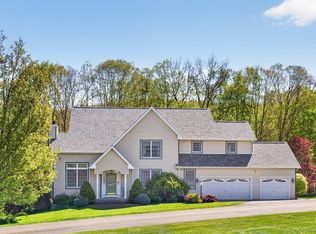 6 Martingale Way, Pawling, NY 12564