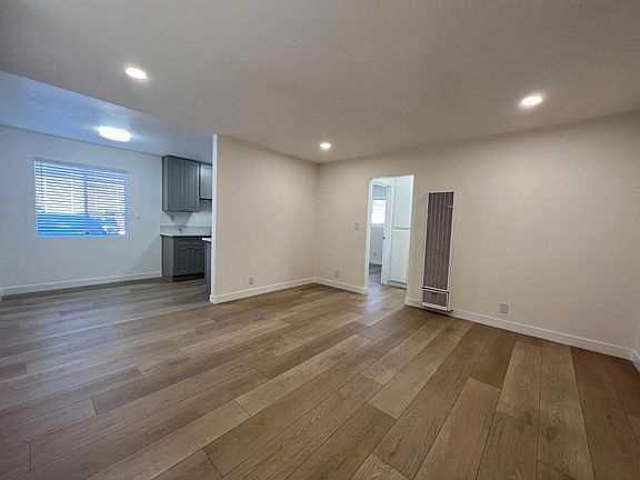 3rd image of 1631 W 224th St APT 5