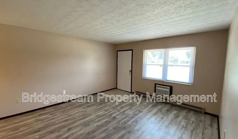 51 Candlewood Ct — Photo 6