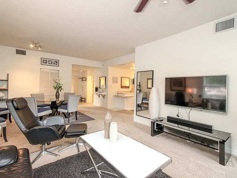 519 Roma Ct #3208 — Photo 26