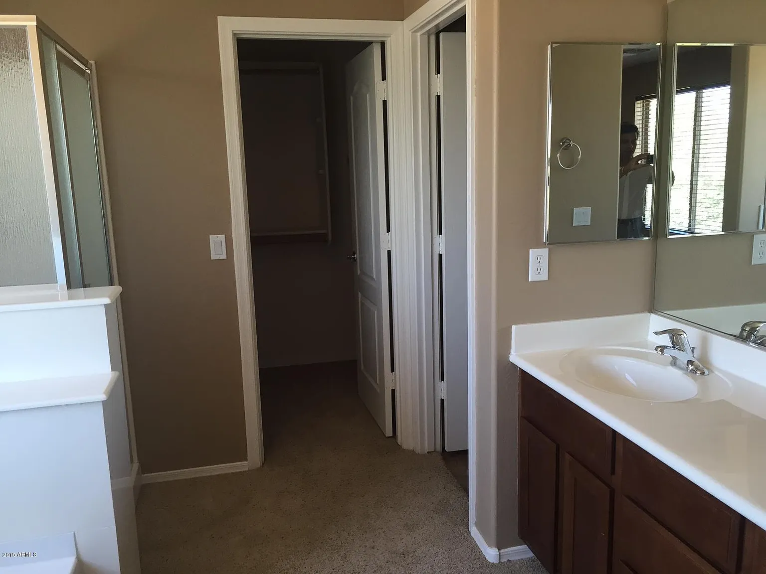 4 bed, 2.5 bath, 2495 sqft, $2,495 — Photo 4