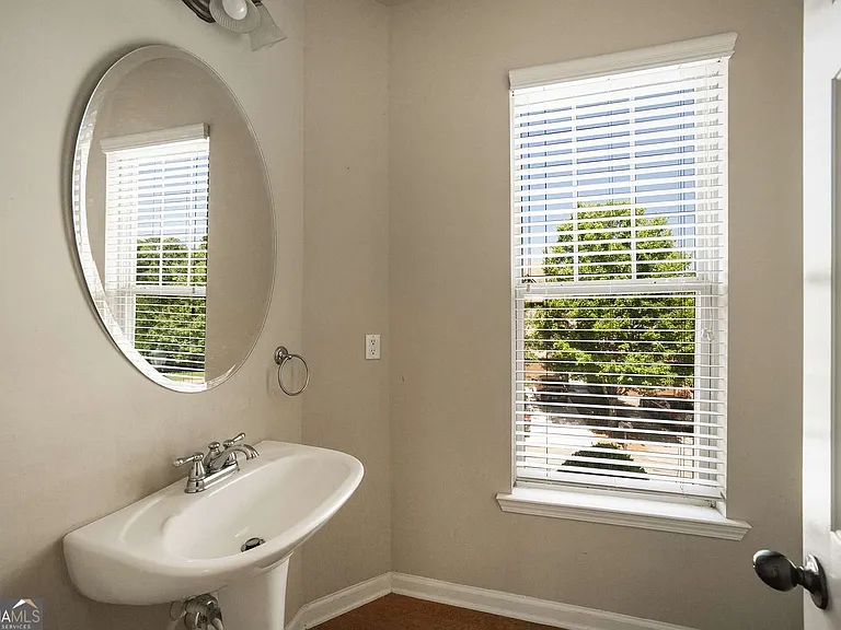 1798 Oakbrook Ln NW #8 — Photo 22