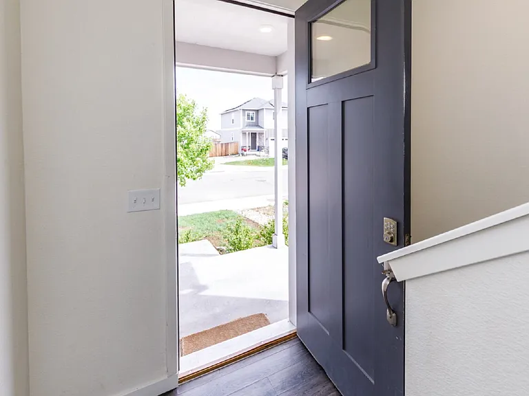 10213 Castor Dr — Photo 4