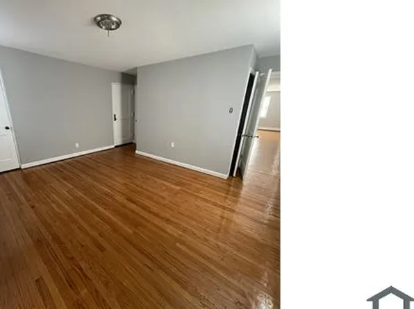 2909 Garrett Rd APT 4, Drexel Hill, PA 19026