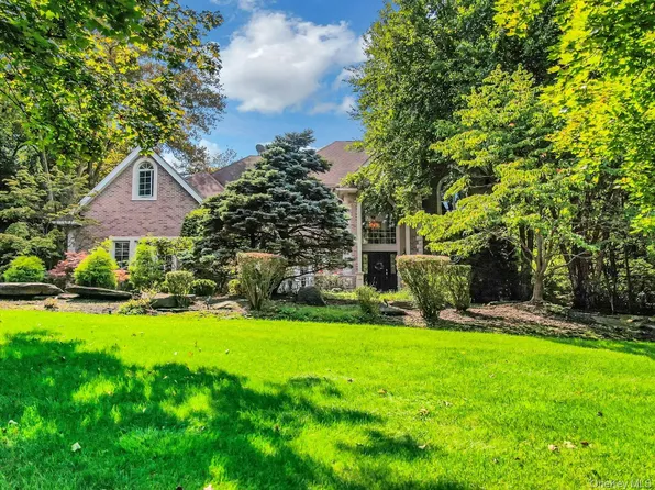 35 Senator Levy Drive, Suffern, NY 10901