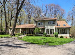 14660 Hillside Rd, Elm Grove, WI 53122