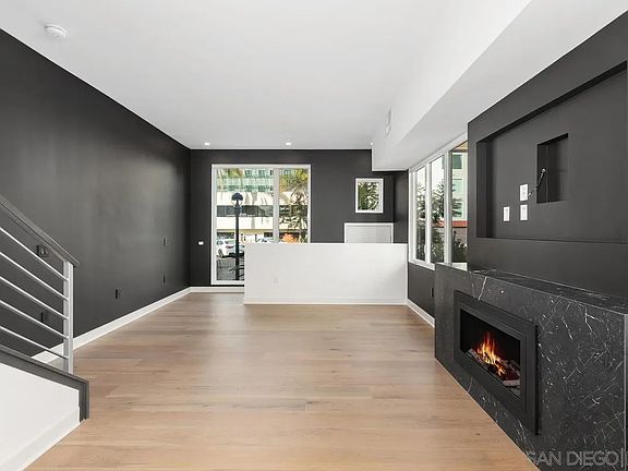 4th image of 551 Hawthorn St