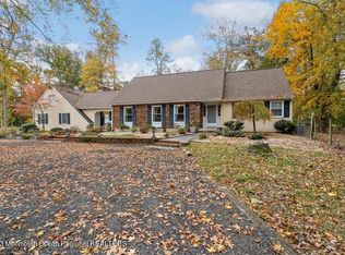 118 Holmes Mill Rd, Cream Ridge, NJ 08514