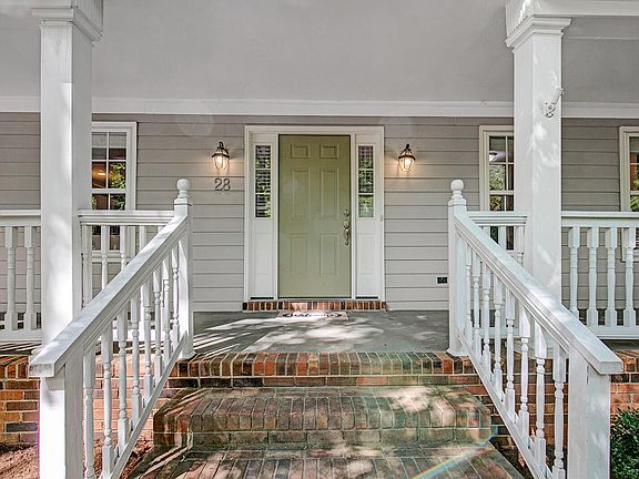 5th image of 28 Gorham Pl