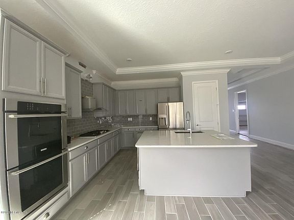 4th image of 62 Waterline Dr