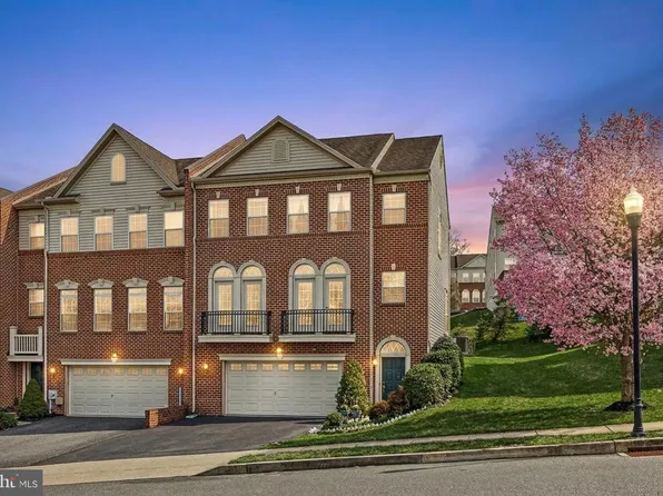 3134 Fieldstone Ct, Garnet Valley, PA 19060