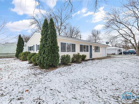 2nd image of 134 Lones Dr