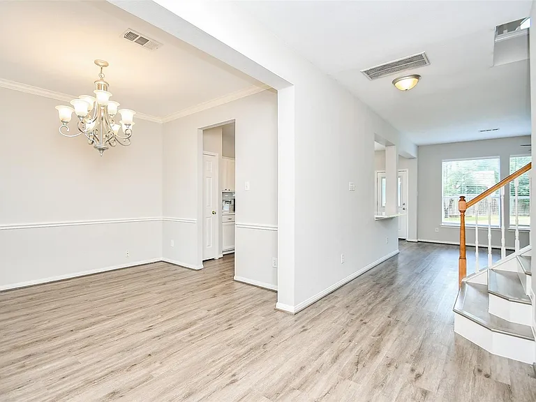 5523 Poundstone Ct — Photo 5
