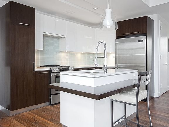 2nd image of 217 51st Ave APT 1001