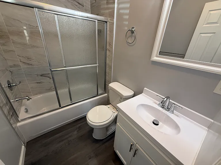 1032 S Normandie Ave #101 — Photo 16