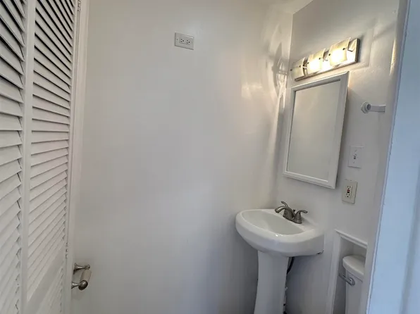 448 67th Street image 17 of 17