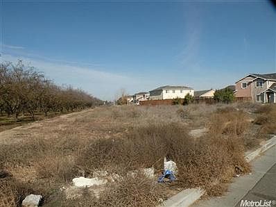2nd image of 2051 Saint Salazar Cir
