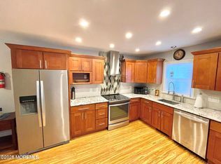 113 Lincoln Ave APT 4, Seaside Heights, NJ 08751