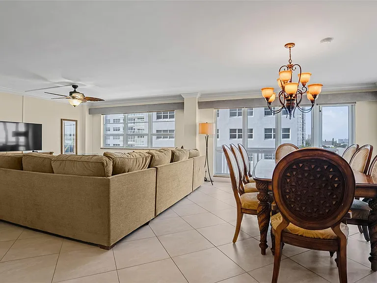 133 N Pompano Beach Blvd #501 — Photo 9