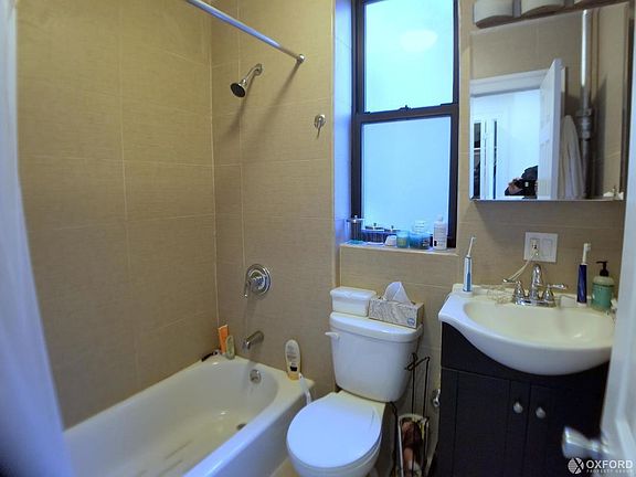 5th image of 436 Eastern Pkwy APT 5H