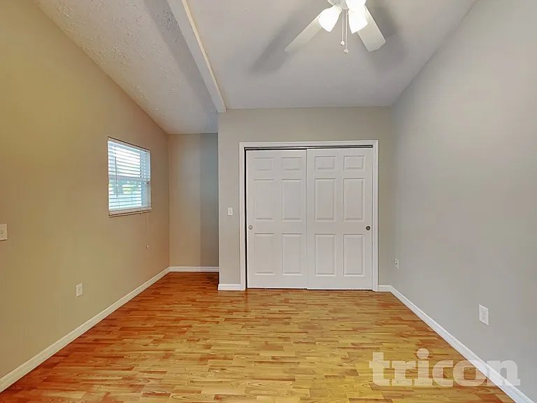 11008 Millbury Ct — Photo 16