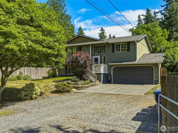 1486 Pilchuck Drive, Camano Island, WA 98282