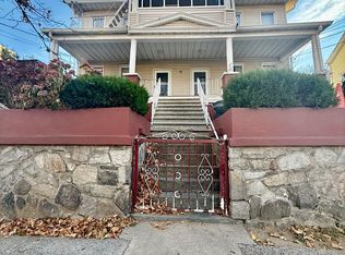 251 S 5th Ave, Mount Vernon, NY 10550