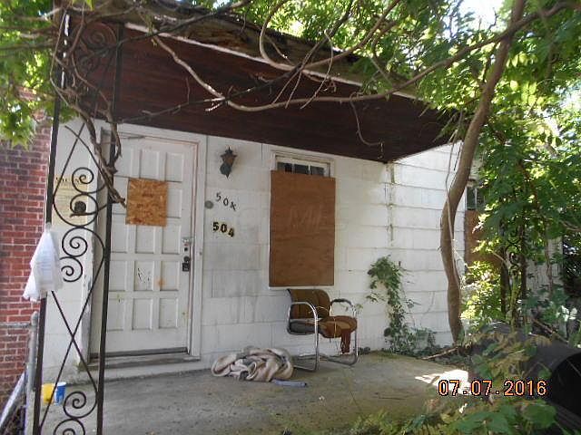 1st image of 504 S Napoleon Ave