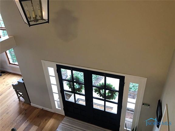 5th image of 29544 Duxbury Ln