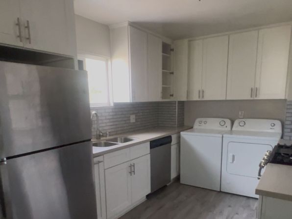 812 1/2 W D St