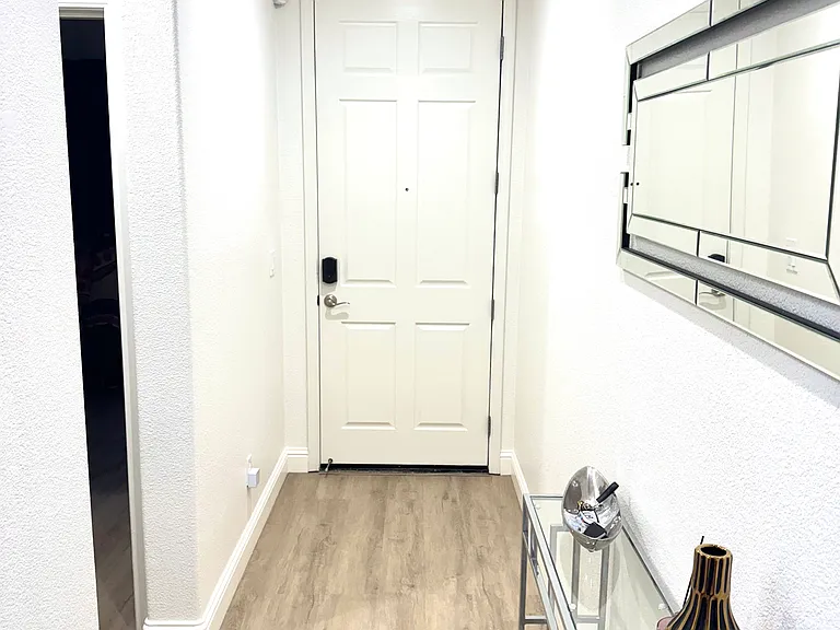 464 W Callado Ct #1 — Photo 4