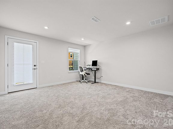 5th image of 5068 Grain Orchard Rd