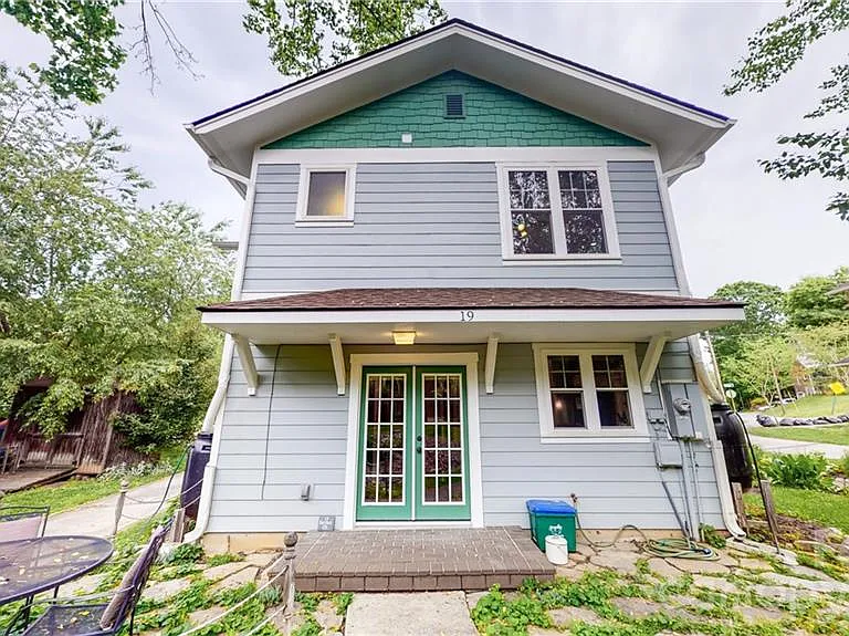 19 Sevan Ct — Photo 2