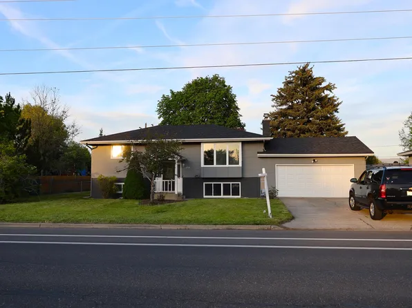 1723 S Evergreen Rd, Veradale, WA 99037