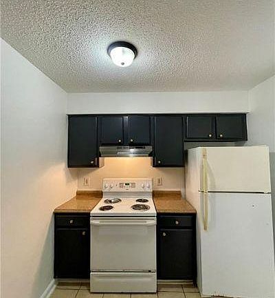 4th image of 121 Sandra Del Mar Dr