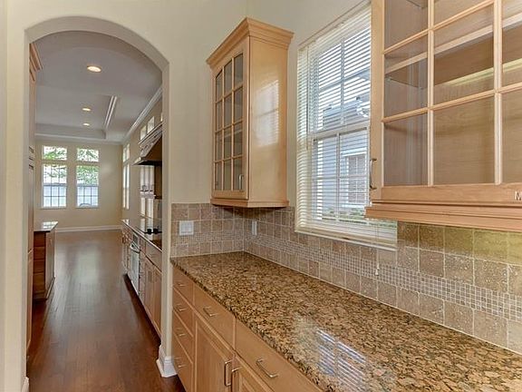 5th image of 6121 Yeats Manor Dr