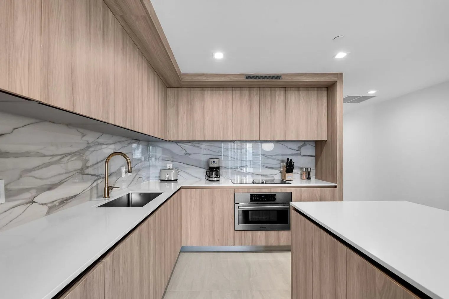 2 bed, 2.0 bath, $8,414 — Photo 4