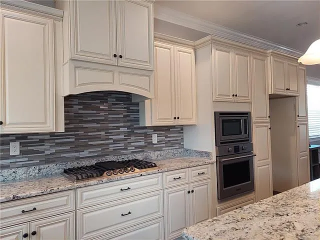 4 bed, 4.5 bath, 3070 sqft, $5,000 — Photo 3