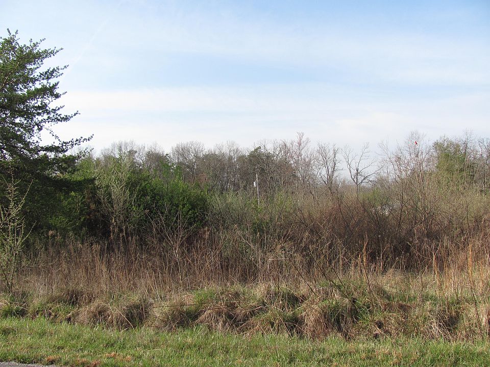 2nd image of Woodgate Dr